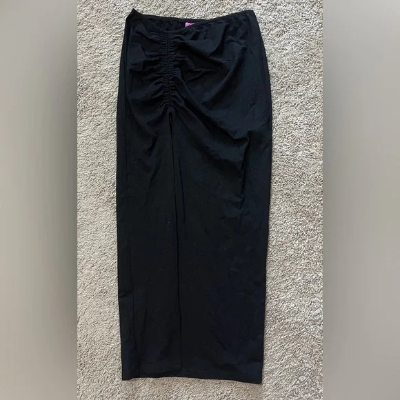 Edikted Black Skirt with Slit - Picture 2 of 6